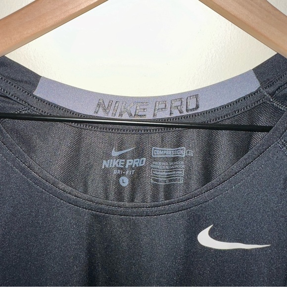 Nike Pro Dri Fit Womens Black Sleeveless Tank Top Shirt Size Large - Picture 8 of 9